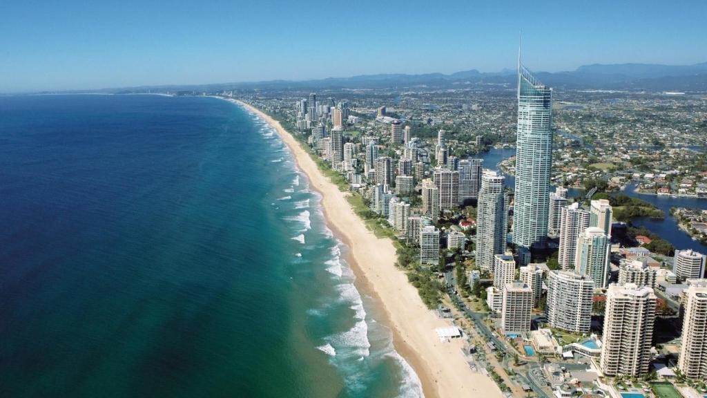 Beautiful-Queensland-coast-Australia-Source-australia.com_